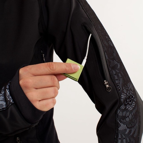 Lululemon Run: Draft Dodger Jacket Size 8 - Picture 6 of 16